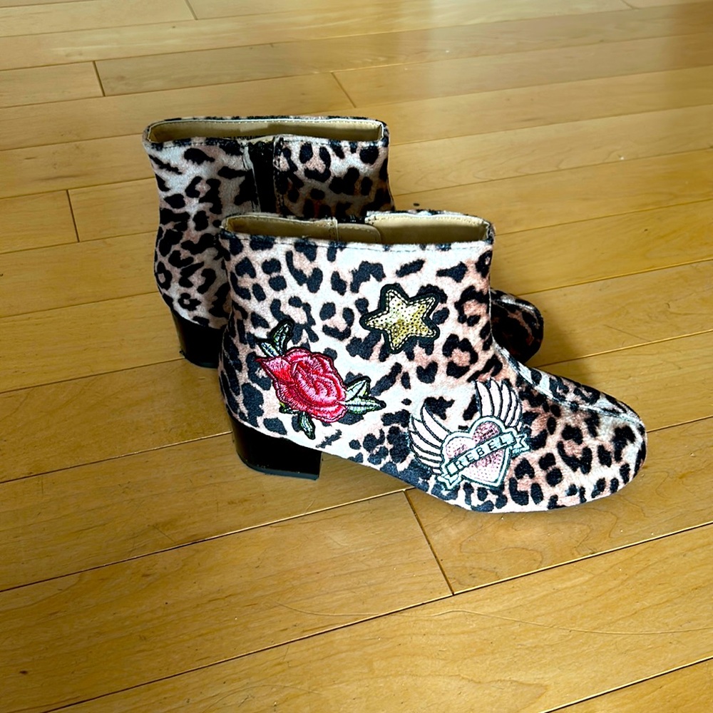 Children’s Place Leopard Ankle Boots size 2
